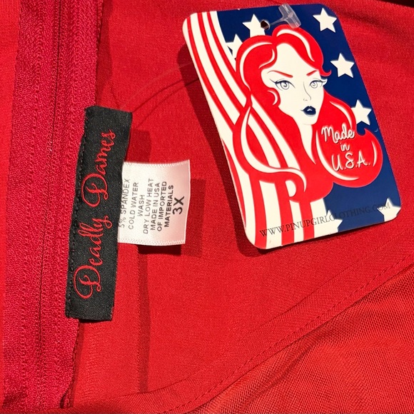 Pinup Couture PUG Deadly Dames Mila Gown In Merlot Size 3XL NWT - Picture 8 of 9